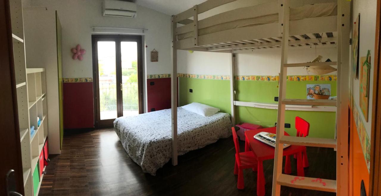 Casa Cirella Near Anagnina Metro Lägenhet *